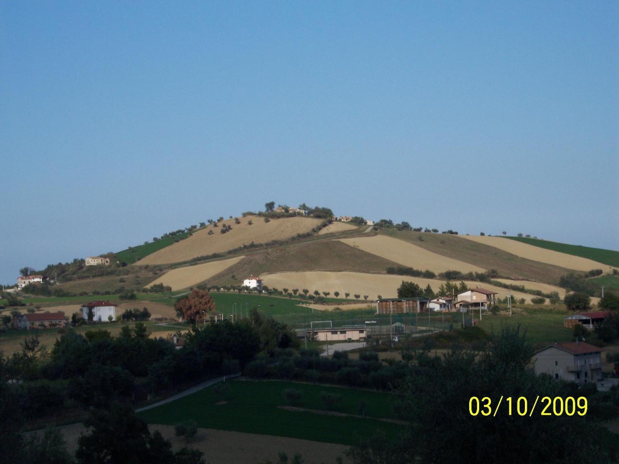 Campli Agriturismo Il Vecchio Carro المظهر الخارجي الصورة
